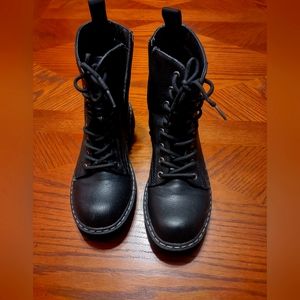 Women's sincerely Jules boots size 7
